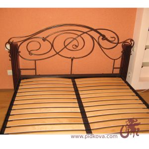Kровать кованая